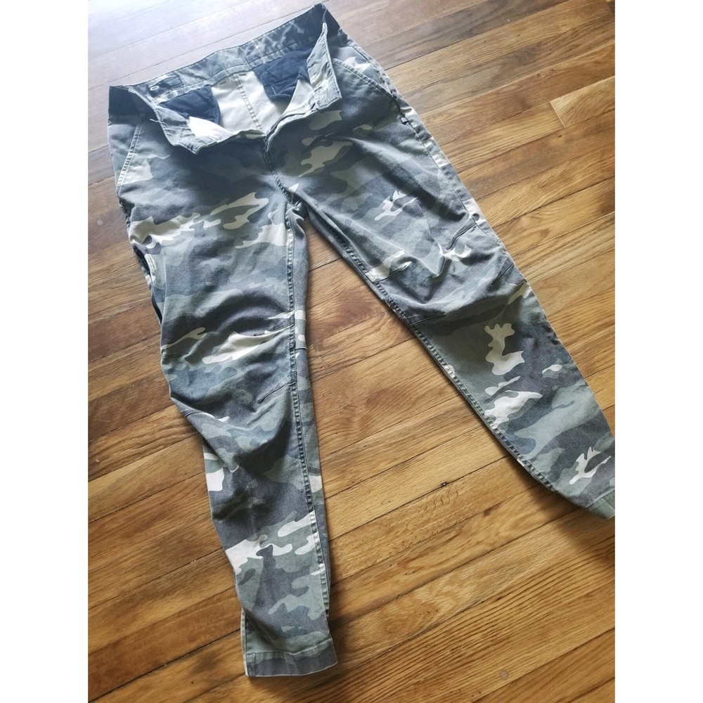 Men’s Camo Oakley Pants